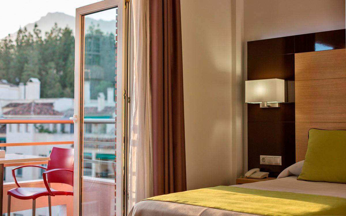 Hotel Baviera Marbella Kültér fotó